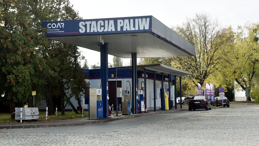 Tanie paliwo na rządowej stacji paliw. Ty też tam zatankujesz