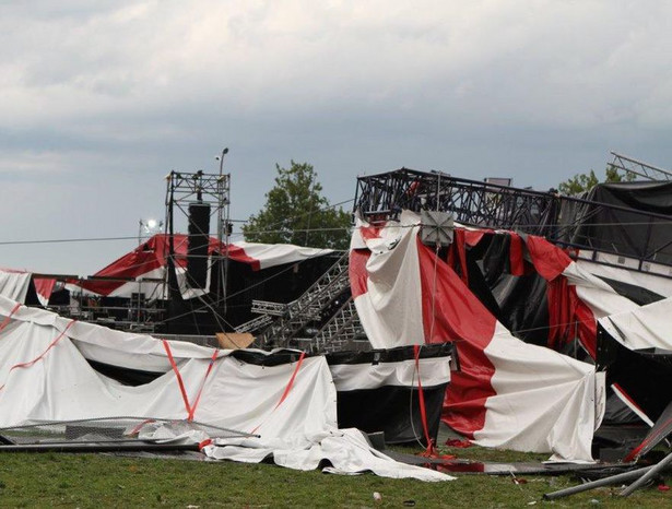 Tragedia na festiwalu. Zobacz, jak burza zamieniła Hasselt w piekło