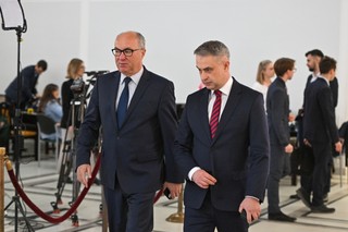 Duże zmiany dla kupujących samochód. Premier się wkurzył i zlecił rozpoczęcie prac