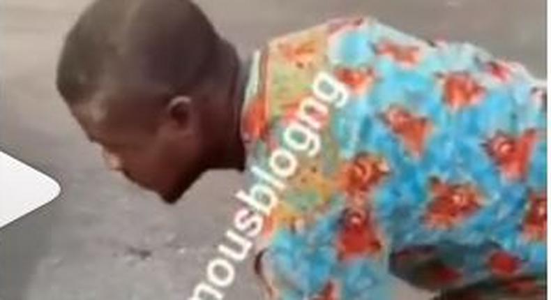 See how lady punished a handsome taxi driver  who stole her iPhone 8