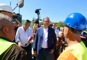Aleksandar Vučić, u okviru posete jugozapadu Srbije, obilazi radove na putu Ivanjica-Sjenica, u ivanjičkoj opštini