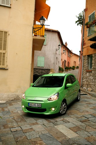 Mitsubishi space star