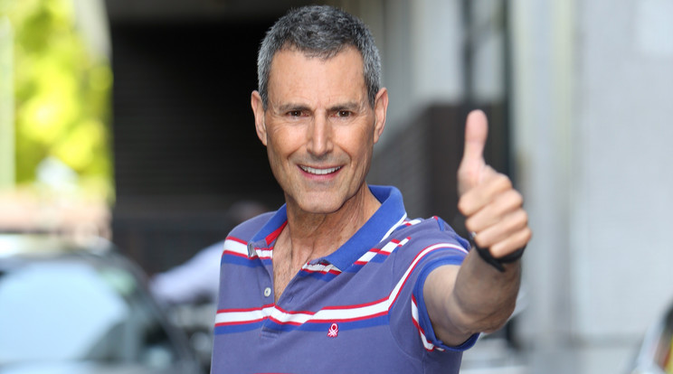 Uri Geller Magyarországon is járt már, és magyar műsorban is szerepelt /Forrás: Northfoto