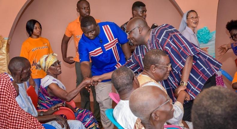 Dr Mahamudu Bawumia against leprosy