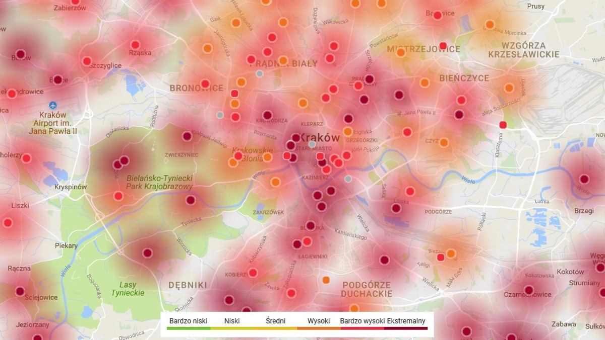 Krakowskie stacje monitoringu jakości powietrza zanotowały przekroczenia norm zanieczyszczeń pyłów PM10. Prezydent Krakowa apeluje o ograniczenie czynności, które przyczyniają się do powstawania zanieczyszczeń.