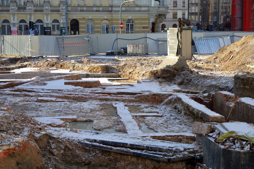 Odkopano fundamenty Wielkiej Synagogi