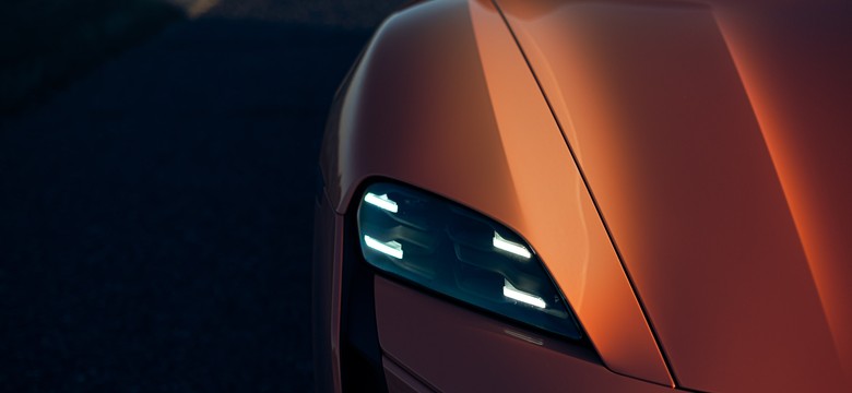 Tak wygląda lakier za 44 111 zł. Porsche Taycan Turbo S to pokaz możliwości