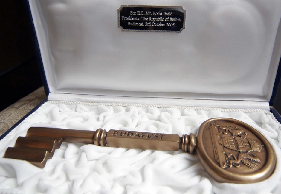 Poklon koji je dobio Tadić