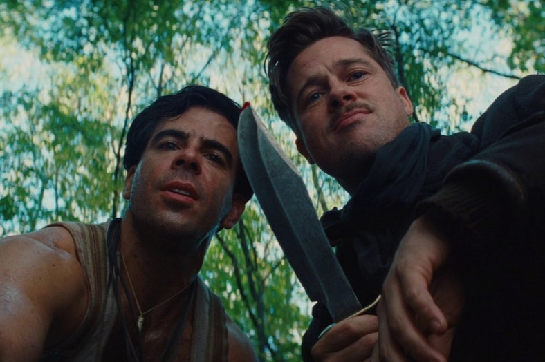 Eli Roth i Brad Pitt w filmie "Bękarty wojny"