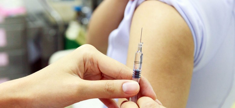 Minister zdrowia: Od stycznia 2021 r. refundowane szczepienie przeciw HPV