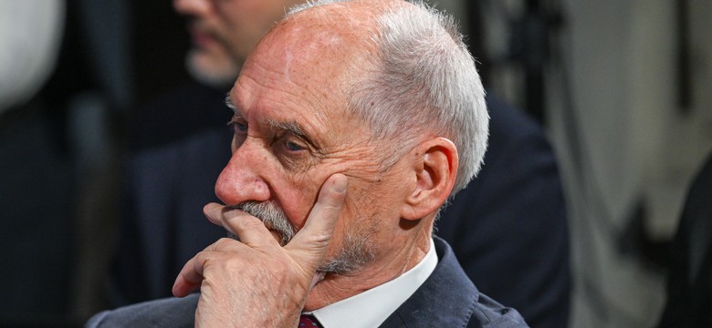Sąd: Macierewicz ma przeprosić Laska i wpłacić 20 tys. zł na WOŚP