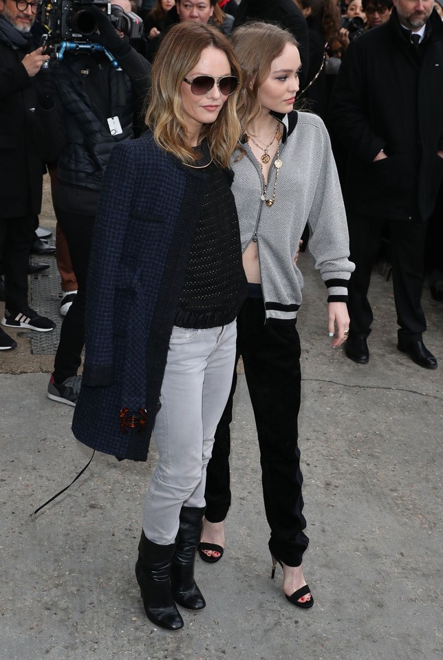 Vanessa Paradis i Lily-Rose Depp na Paris Fashion Week