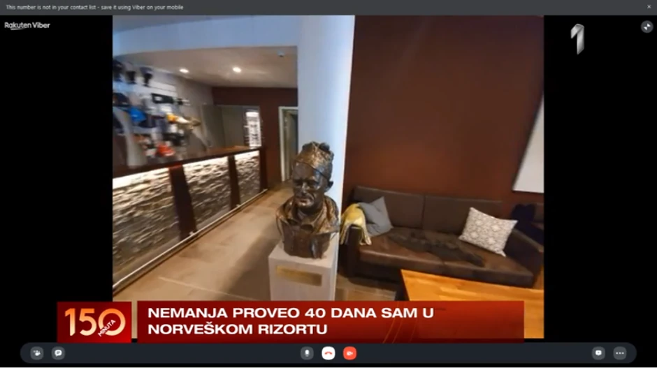 Statua osnivača hotela, oko kojeg kolaju legende