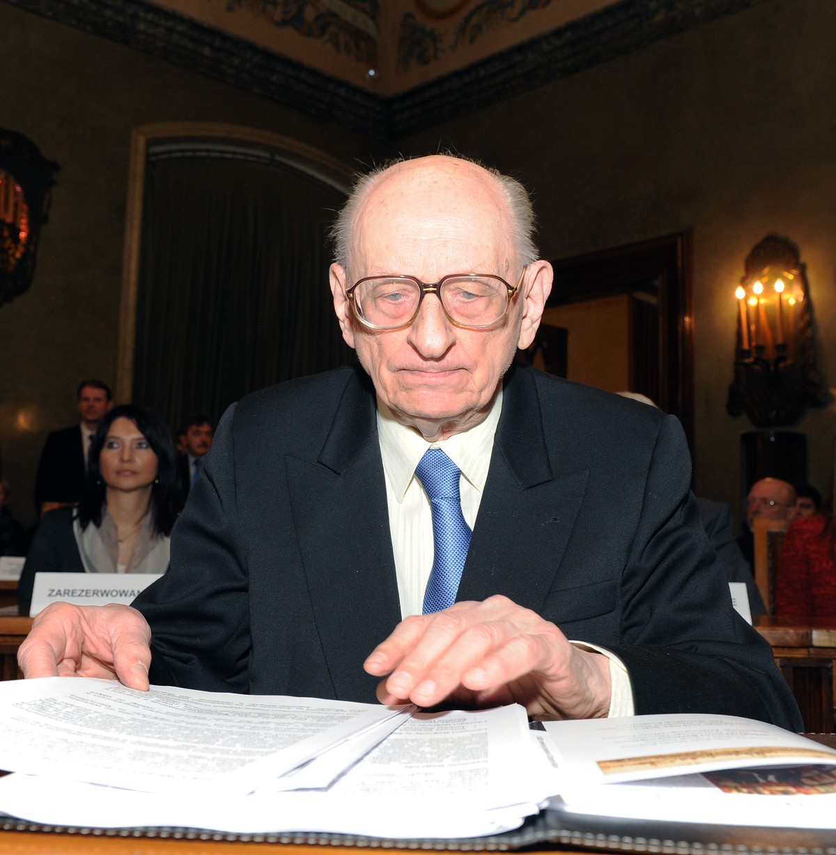 Prof. Władysław Bartoszewski