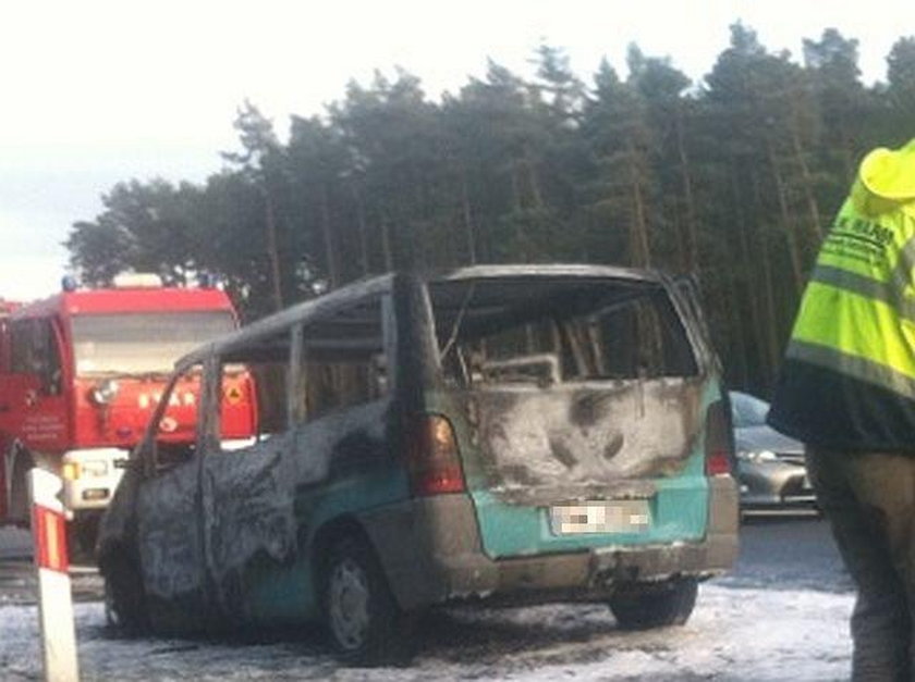 Bus spłonął na autostradzie A4