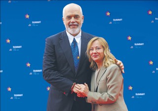 TSUE torpeduje plany Włoch