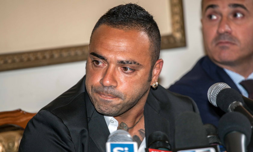 Italy: Miccoli apologizes and breaks down in tears