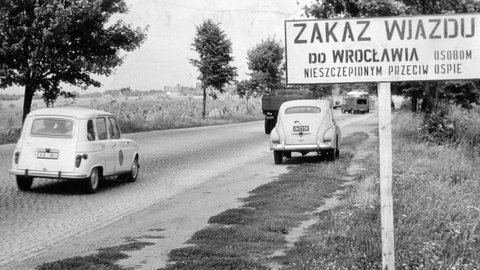 Epidemia wstrząsnęła Wrocławiem. Za złamanie zasad groziło 15 lat odsiadki