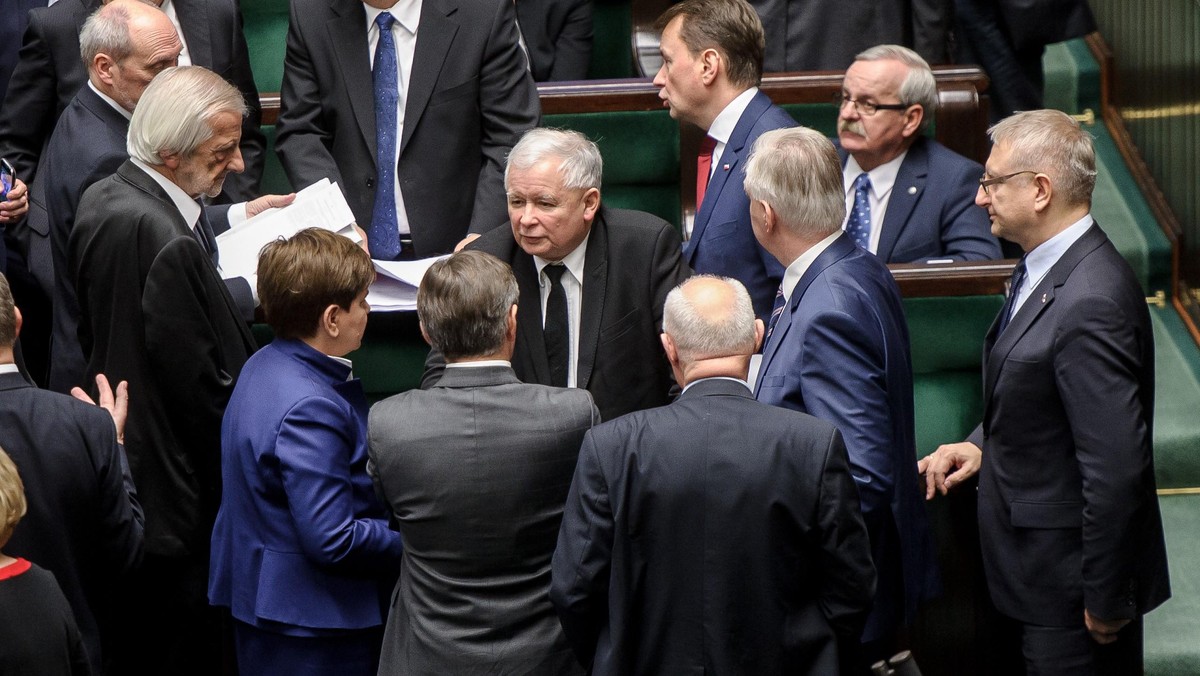 Kaczyński Szydło pierwsze posiedzenie Sejmu VIII kadencji 