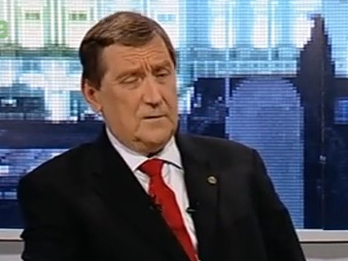 Jest wyrok za "blef" w sprawie smoleńskiej. Rektor AGH ma przeprosić profesora Rońdę