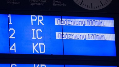 Zerwana trakcja i wypadek pociągu. Opóźnienia w kursowaniu PKP