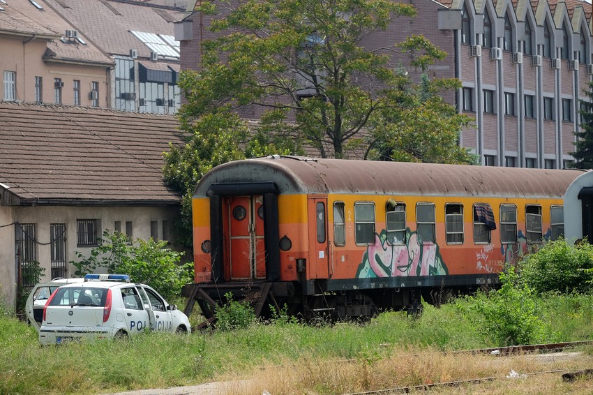 Voz vagon strujni udar pokrivalica