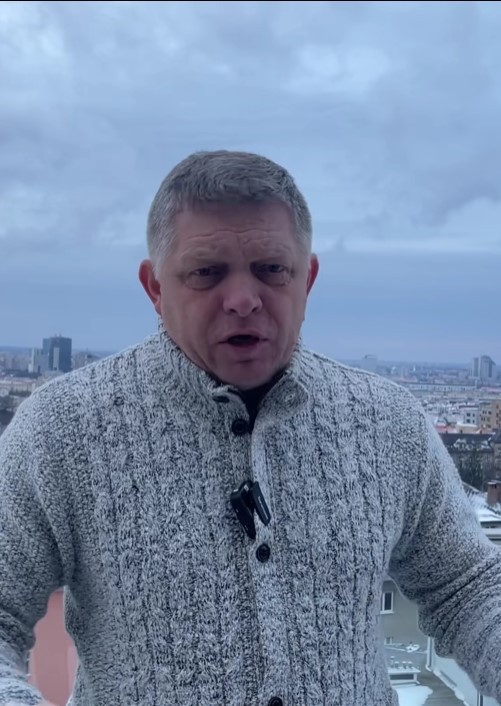 Fico vyzval priaznivcov, aby volili.