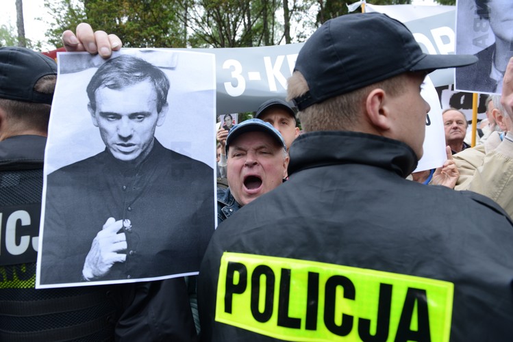 Pogrzeb generała Wojciecha Jaruzelskiego na cmentarzu wojskowym na Powązkach