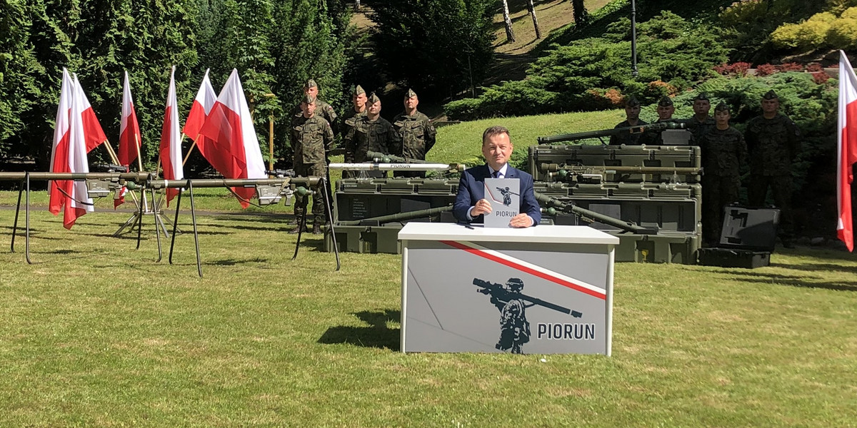 Wyposażamy Wojsko Polskie w nowoczesny i skuteczny sprzęt – mówił w czwartek wicepremier, minister obrony narodowej Mariusz Błaszczak. 