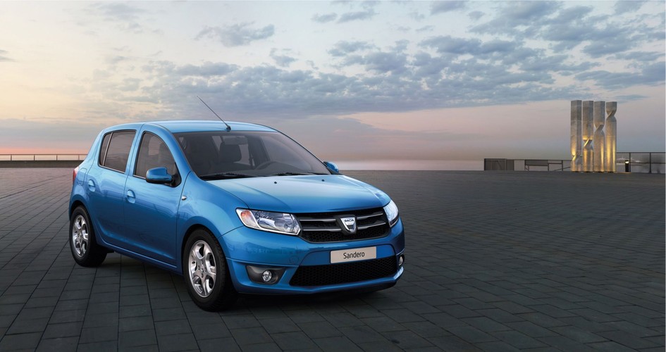 Nowa Dacia Sandero  Przestronny i kompaktowy hatchback z 5 wygodnymi miejscami. Nowe Sandero zachowało cechy stanowiące o sukcesie Dacii: wyjątkowy stosunek ceny do przestronności, wysoką niezawodność zyskując przy tym nowy, atrakcyjny design, nowe osiągi i silniki (dostępne 1.2 16V 75, 1.2 16V 75 z LPG, TCe 90, 1.5 dCi 75 i 1.5 dCi 90) oraz nowoczesne wyposażenie.