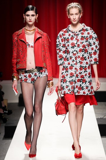 Daiane Conterato és Adamik Luca - Moschino
