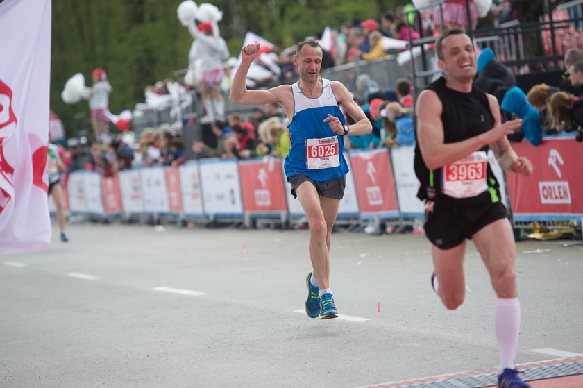 Dramatyczna akcja ratunkowa podczas biegu na 10 km w Warszawie