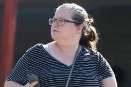 Bila je SAN SVAKOG MUŠKARCA i vitka plavuša, sad je NIKO NE PREPOZNAJE: Nećete verovati ko je žena sa fotografije!