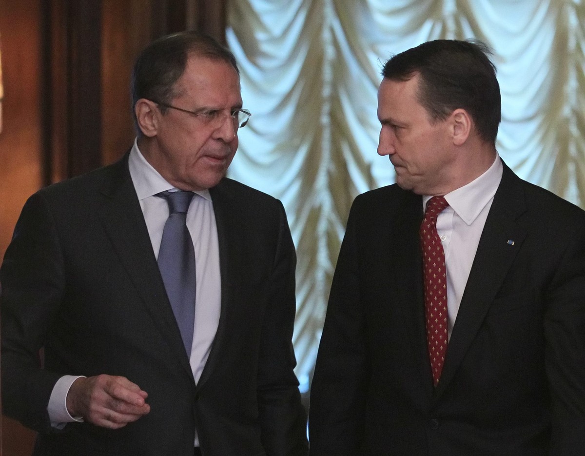 Siergiej Ławrow i Radosław Sikorski
