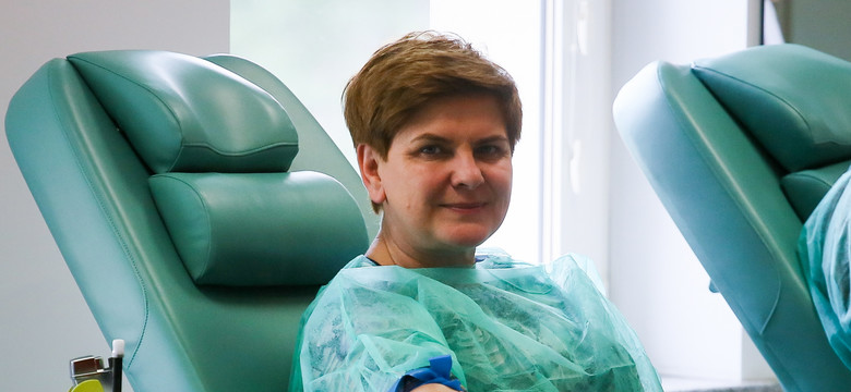 Beata Szydło oddaje krew i apeluje do innych: Zróbcie to samo! ZDJĘCIA