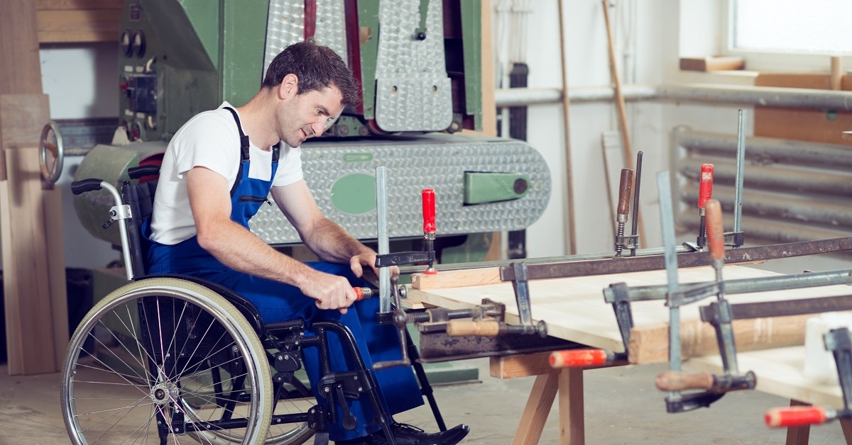 Będą ułatwienia dla pracodawców zatrudniających osoby niepełnosprawne. Co się zmienia?