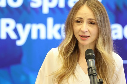 Ministra Dziemianowicz-Bąk: tydzień pracy powinien zostać skrócony