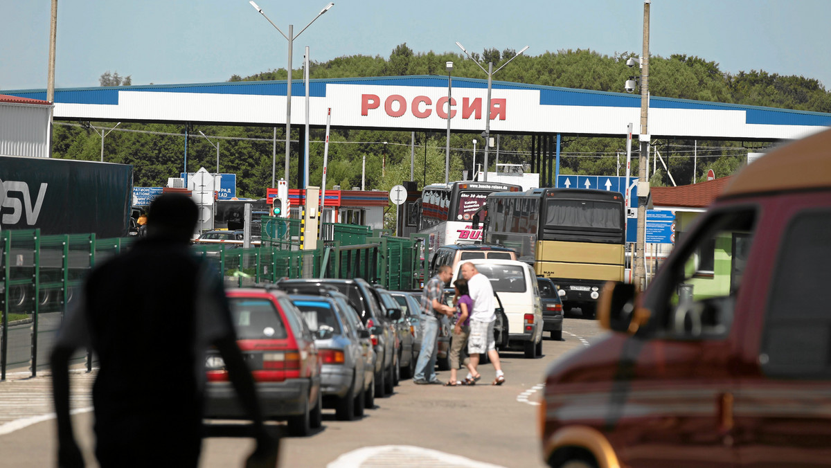 Na umowie o małym ruchu granicznym z obwodem kaliningradzkim w większym stopniu niż Polacy korzystają Rosjanie – czytamy w "Naszym Dzienniku".