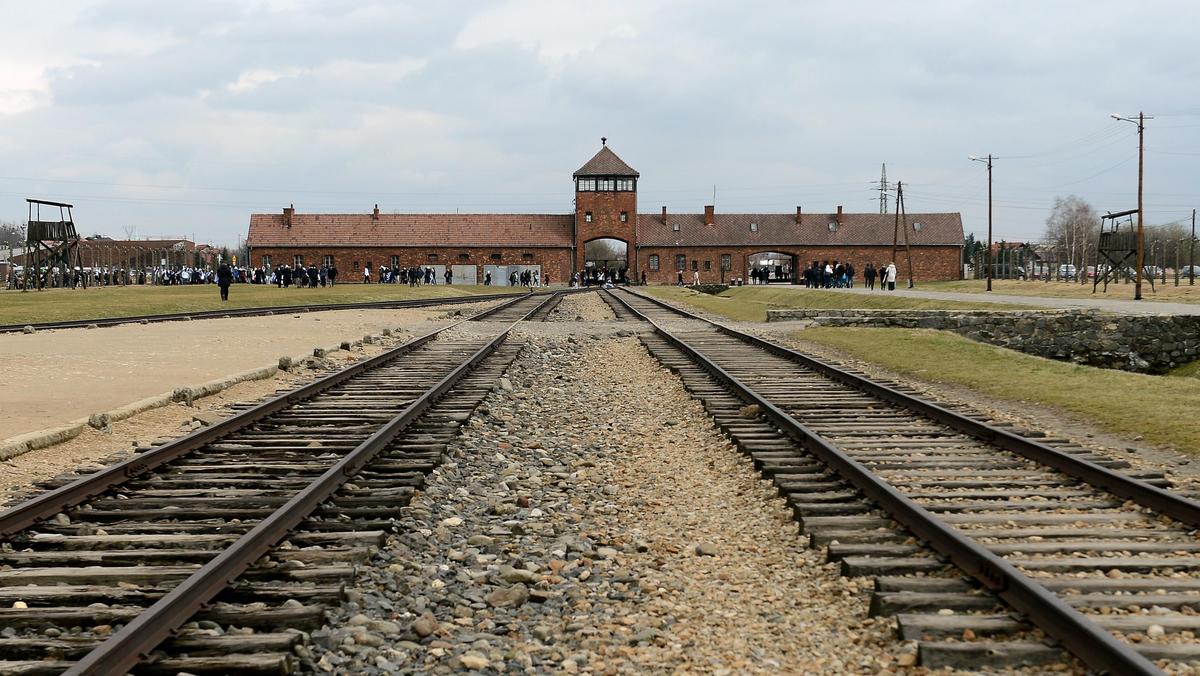 Oświęcim Auschwitz-Birkenau Holokaust obóz koncentracyjny obóz śmierci II wojna światowa historia