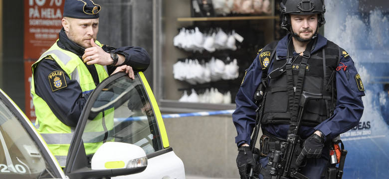 Szwecja: w szpitalu po ataku w Sztokholmie pozostaje 10 osób