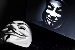 Anonymous – historia i teraźniejszość. Dziś atakują Rosję, ale zaczynali znacznie bardzo "skromnie"