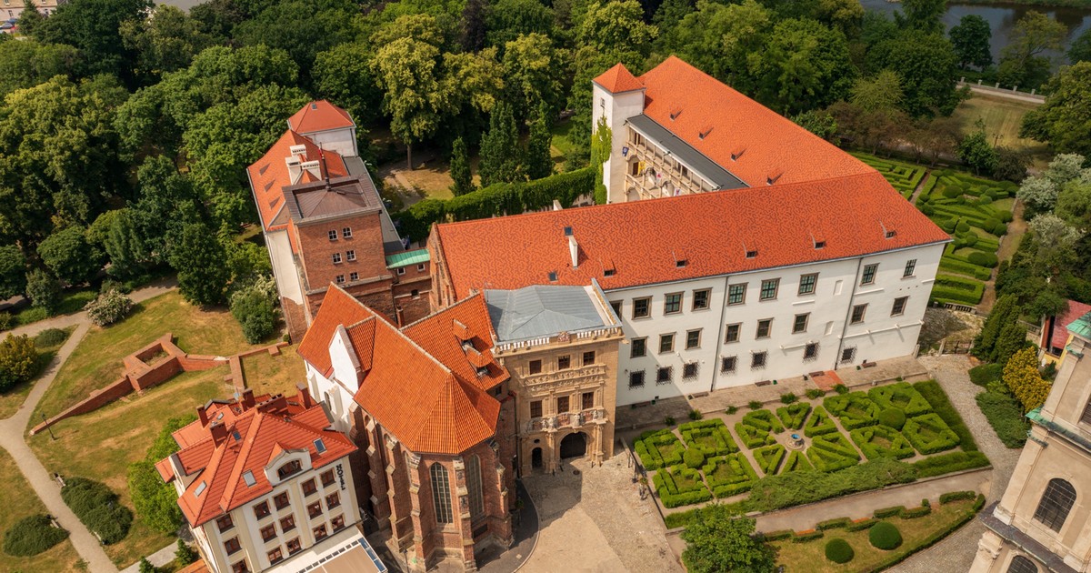 Zamek w Brzegu. Pomnik chwały piastowskiej dynastii