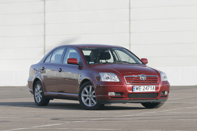 Toyota Avensis II