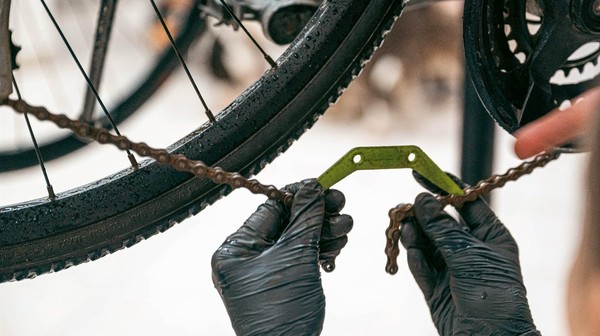 W kawiarence naprawczej przy wsparciu specjalistów można nauczyć się, jak samodzielnie dokonać potrzebnej naprawy