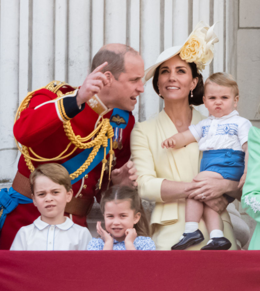 Książe Louis z rodziną na Trooping the Colour w 2019 r.