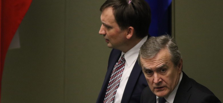 "Czy ktoś głosował za wicepremiera?". Müller: Ordynarna manipulacja