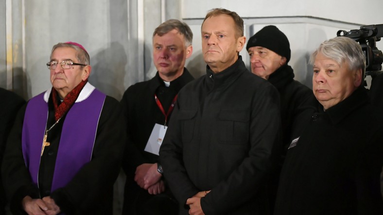 Donald Tusk na wiecu w Gdańsku: Pawle, obronimy Gdańsk i ...