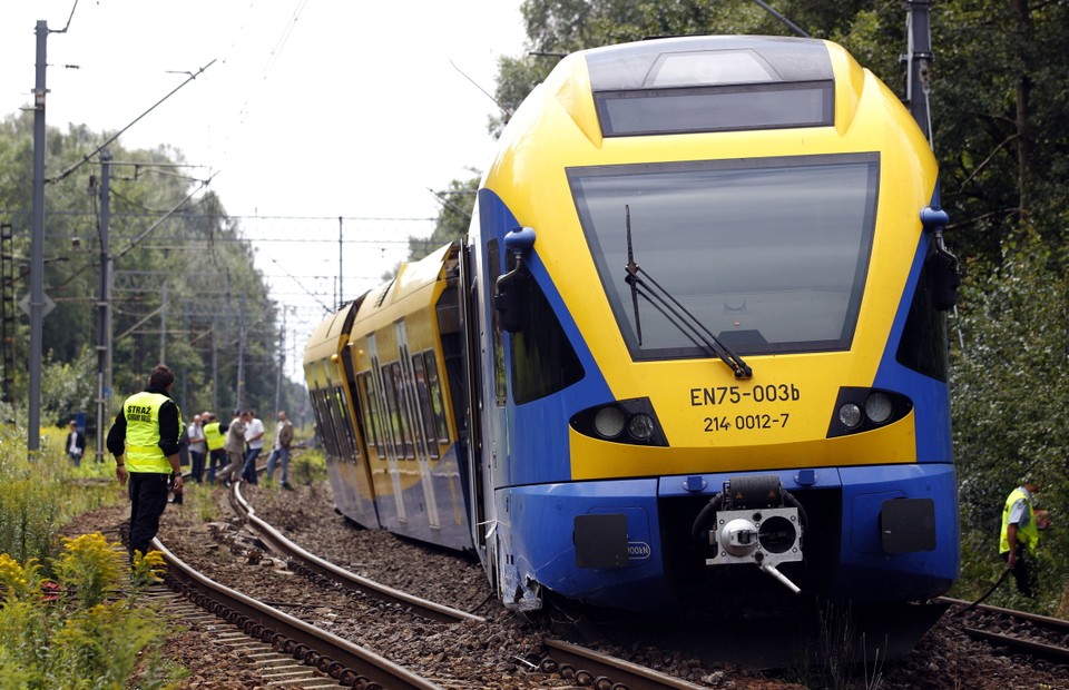 KATOWICE WYPADEK WYKOLEJONY POCIĄG