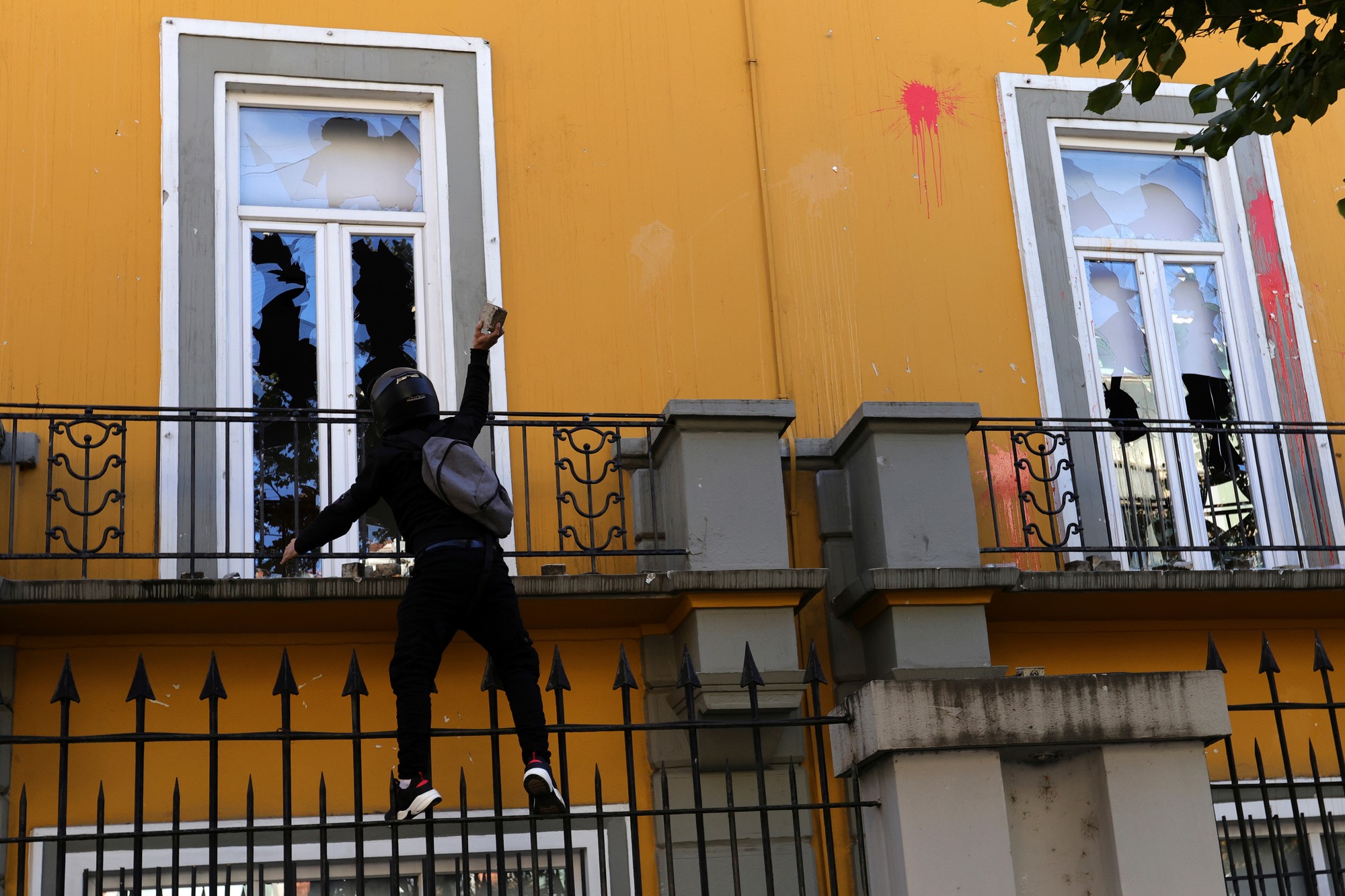 Študenti a aktivisti v Tirane vyšli do ulíc.
