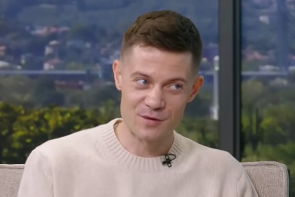 "POMIRIO SAM SE SA TIM DA ĆU UMRETI" Ispovest novinara koji se lečio od HIV-a: "Na butinama nisam imao mesa, otvarale su mi se rane na telu"